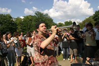 Deborah Strauss with the fiddlers 